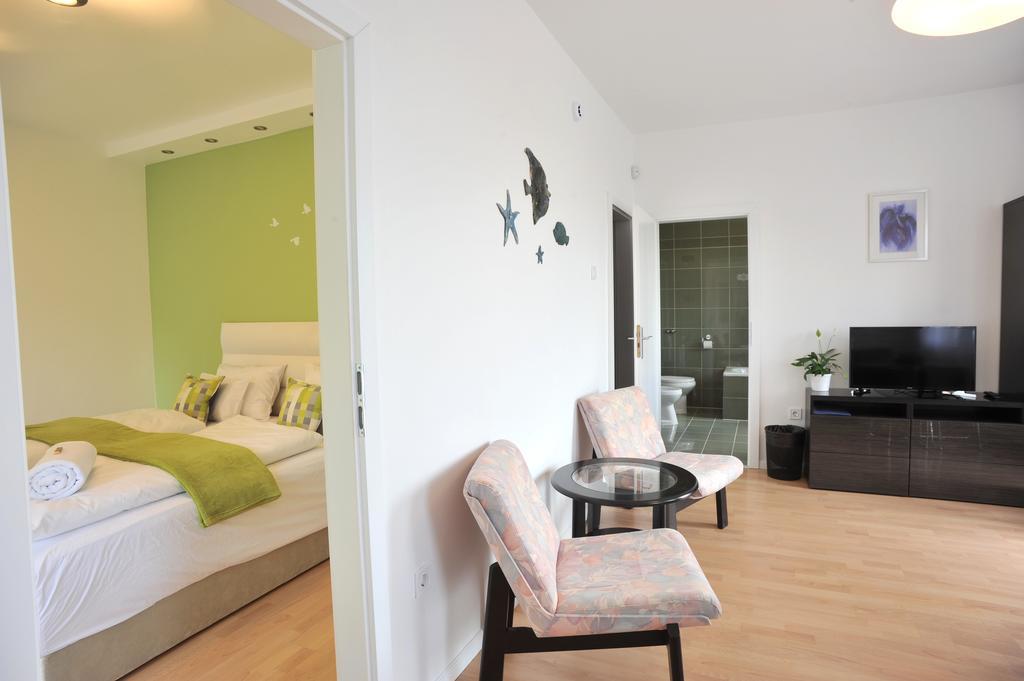 Hillside Premium Apartments บูดาเปสต์ ภายนอก รูปภาพ