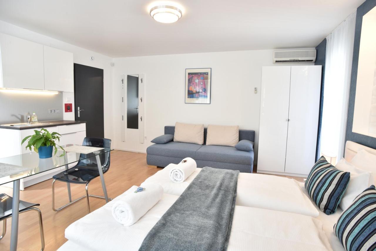 Hillside Premium Apartments บูดาเปสต์ ภายนอก รูปภาพ